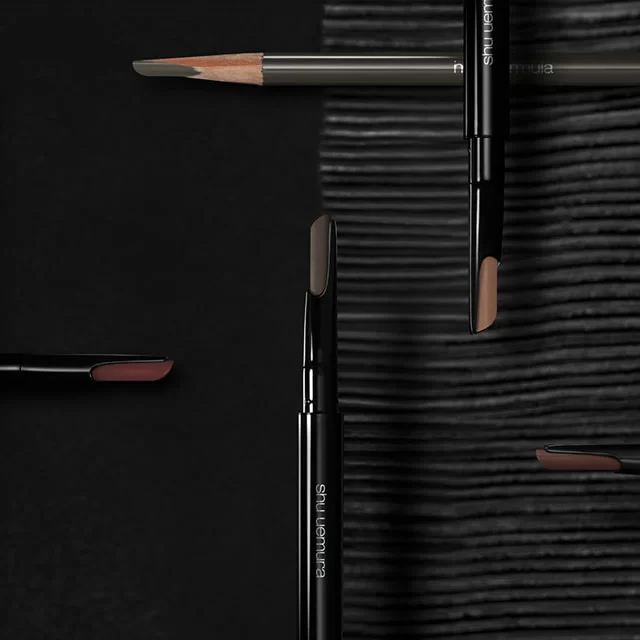 3D brow styling
